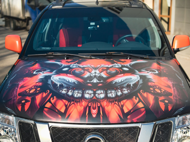 Винилография на капот